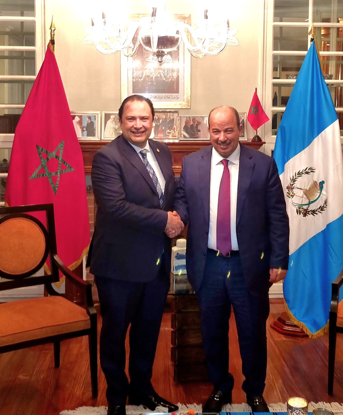 Le président de la Chambre des conseillers s'entretient avec le ministre des Affaires étrangères de la République du Guatemala