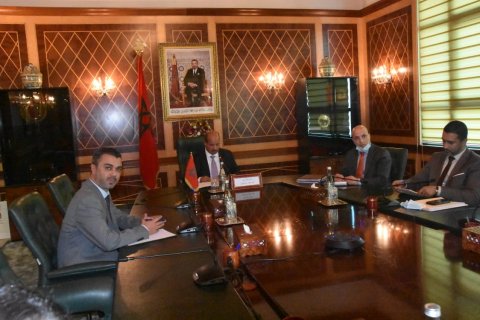 Le président de la Chambre des conseillers s'entretient avec le président du Sénat de la République dominicaine